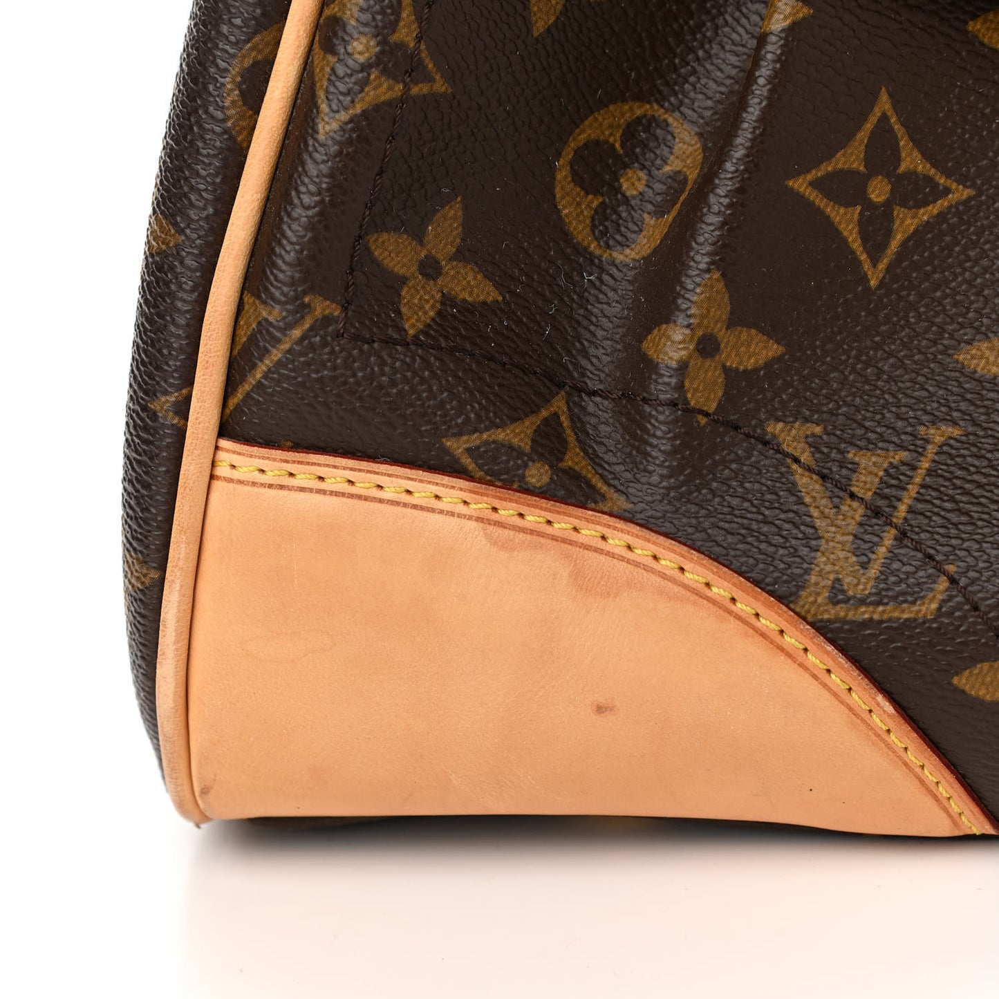 Monogram Beverly MM