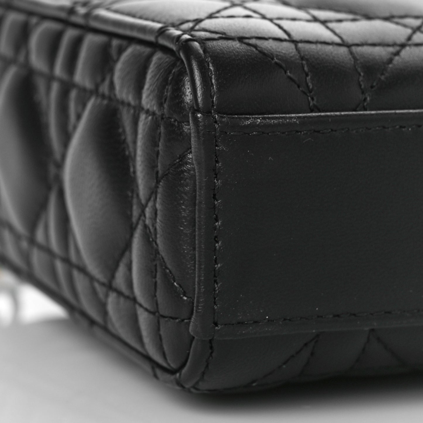 Lambskin Cannage Lady D-Joy Black