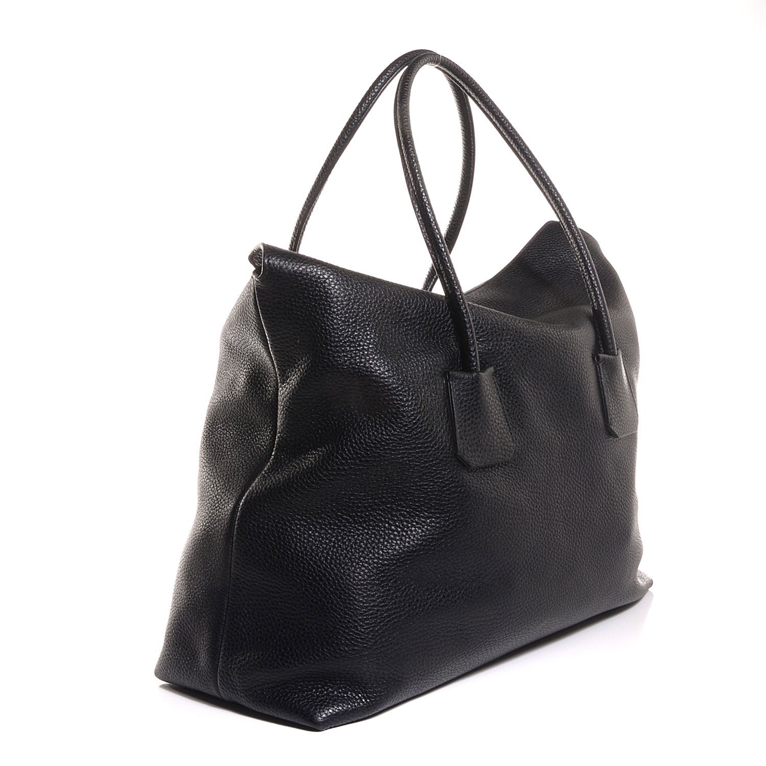 Burberry London Grainy Calfskin Medium Baynard Tote Black 3 of 12