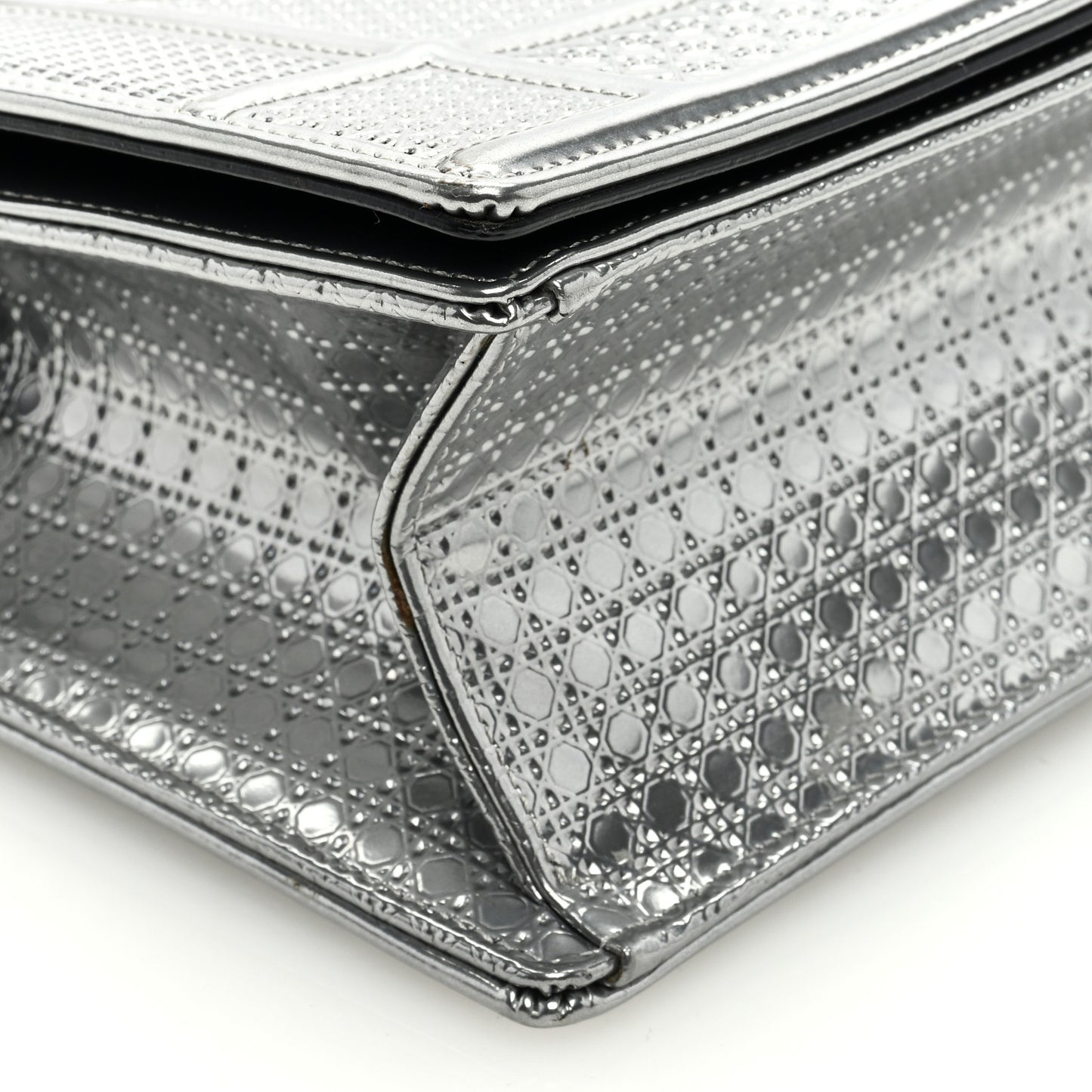 CHRISTIAN DIOR Metallic Patent Micro-Cannage Medium Diorama Flap Bag Silver