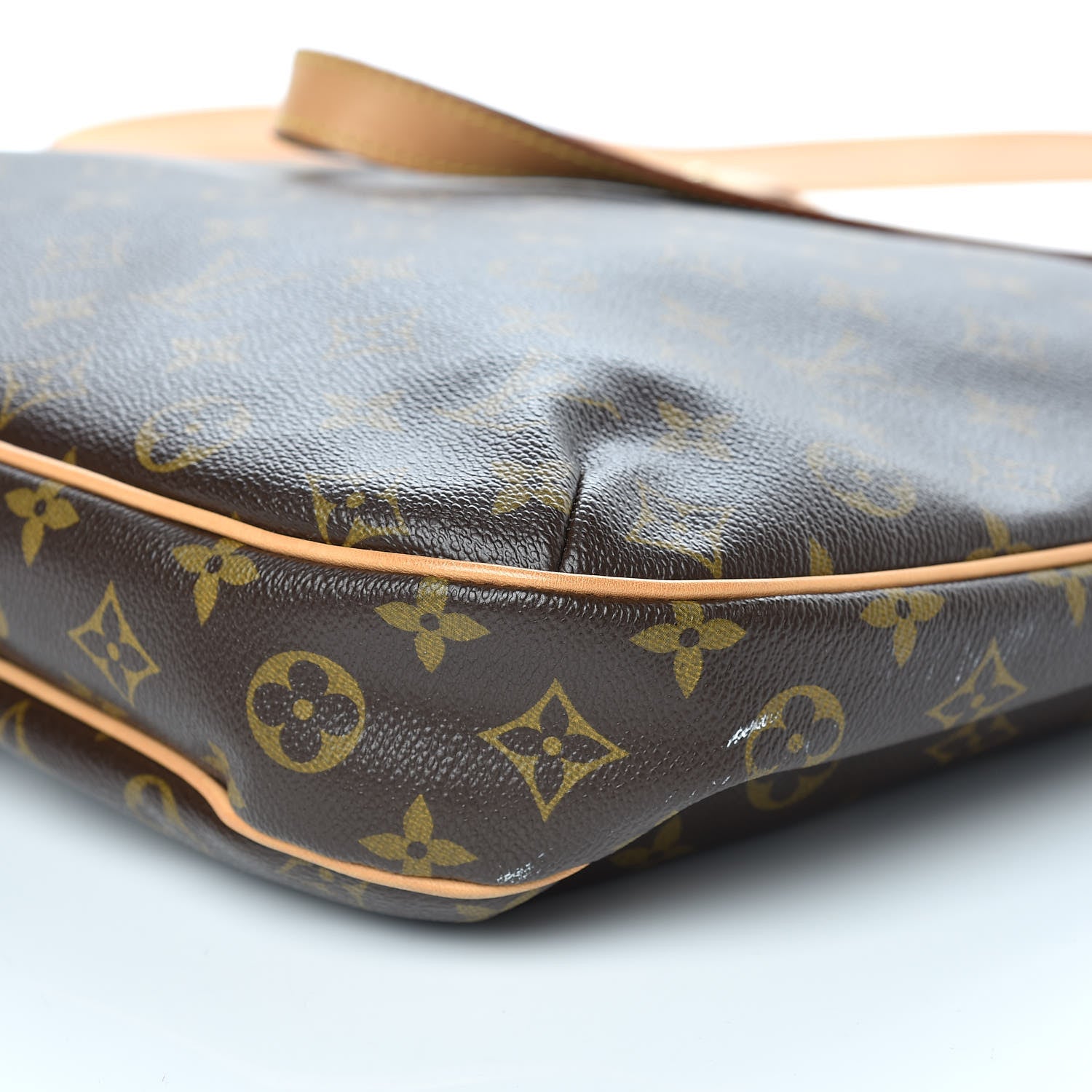 Louis Vuitton Monogram Odeon GM 9 of 14