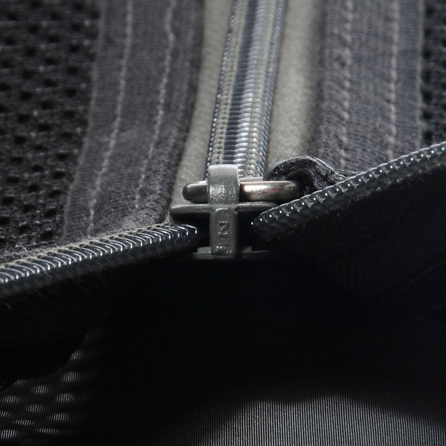 Sport Canvas Trolley Luggage Grafite Graphite