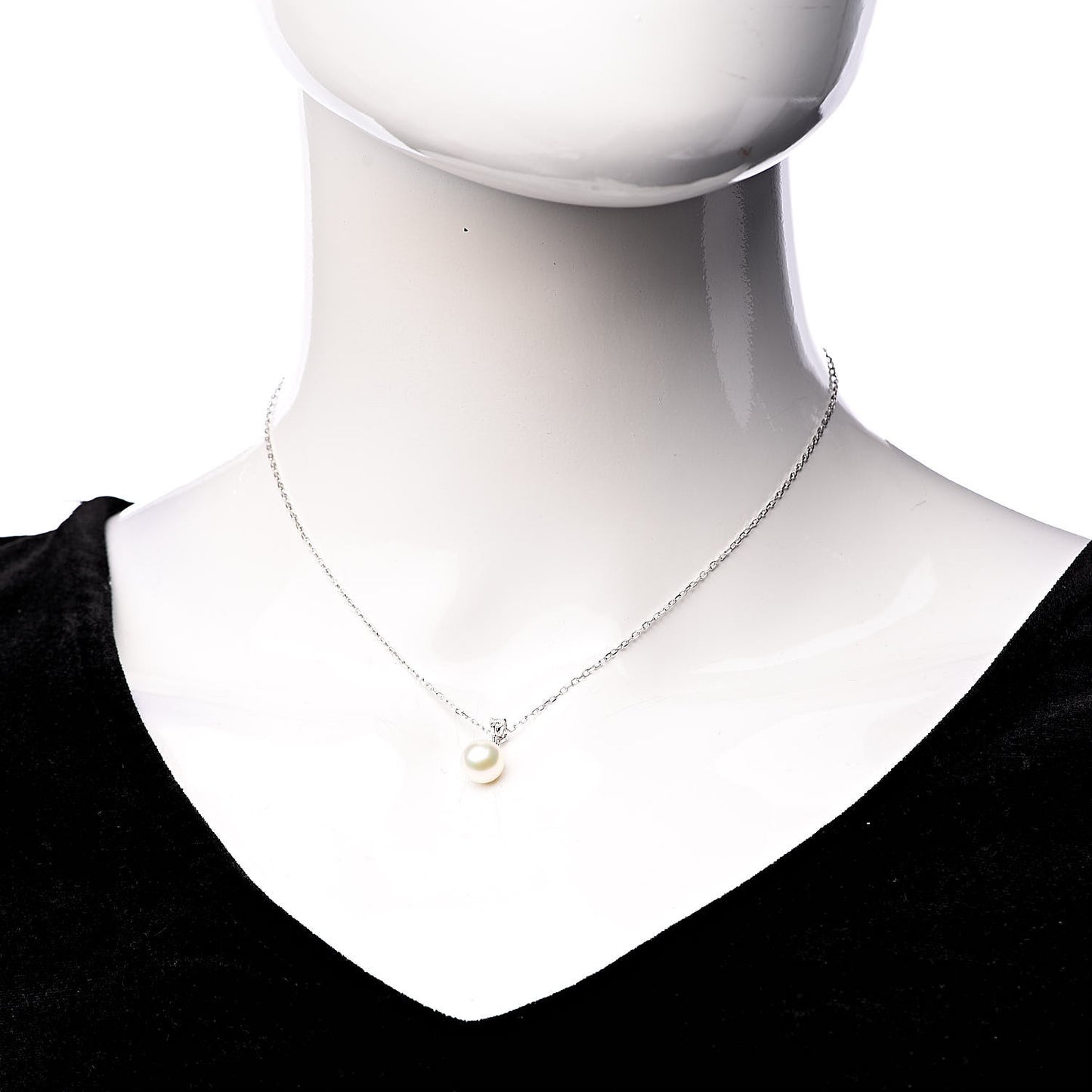 18K White Gold Diamond Akoya Pearl 8mm Pendant Necklace