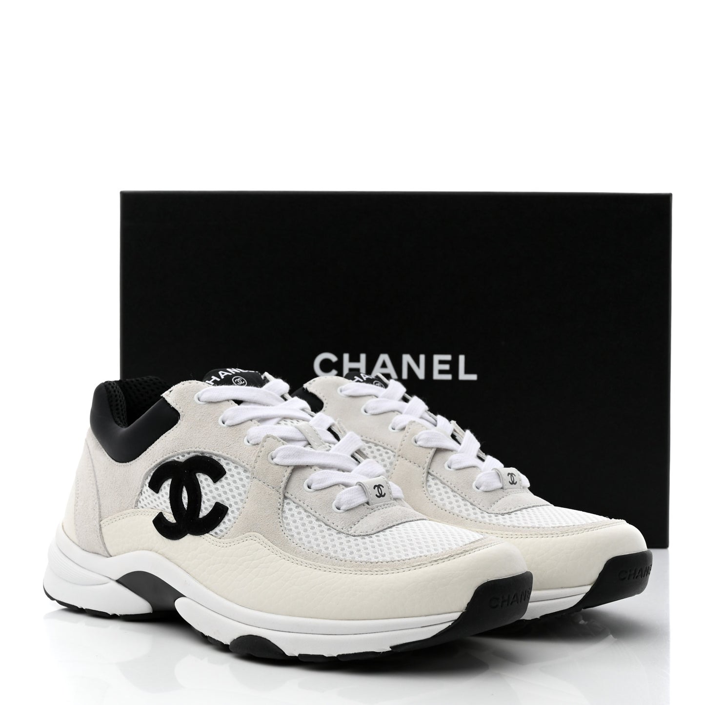Mesh Suede Calfskin Grained Calfskin Womens CC Sneakers 39.5 White Black