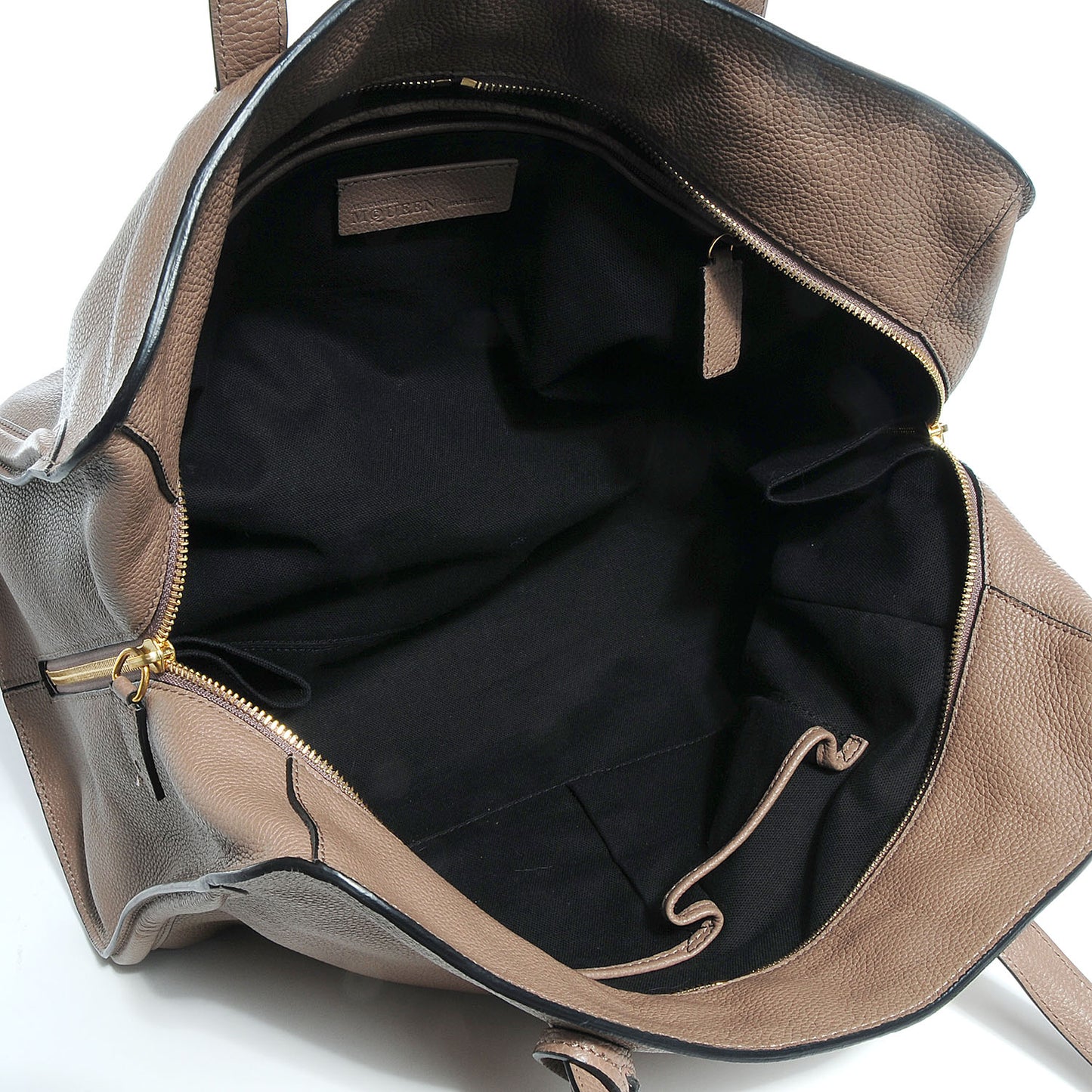 Pebbled Calfskin Skull Padlock Zip Around Tote Cocco