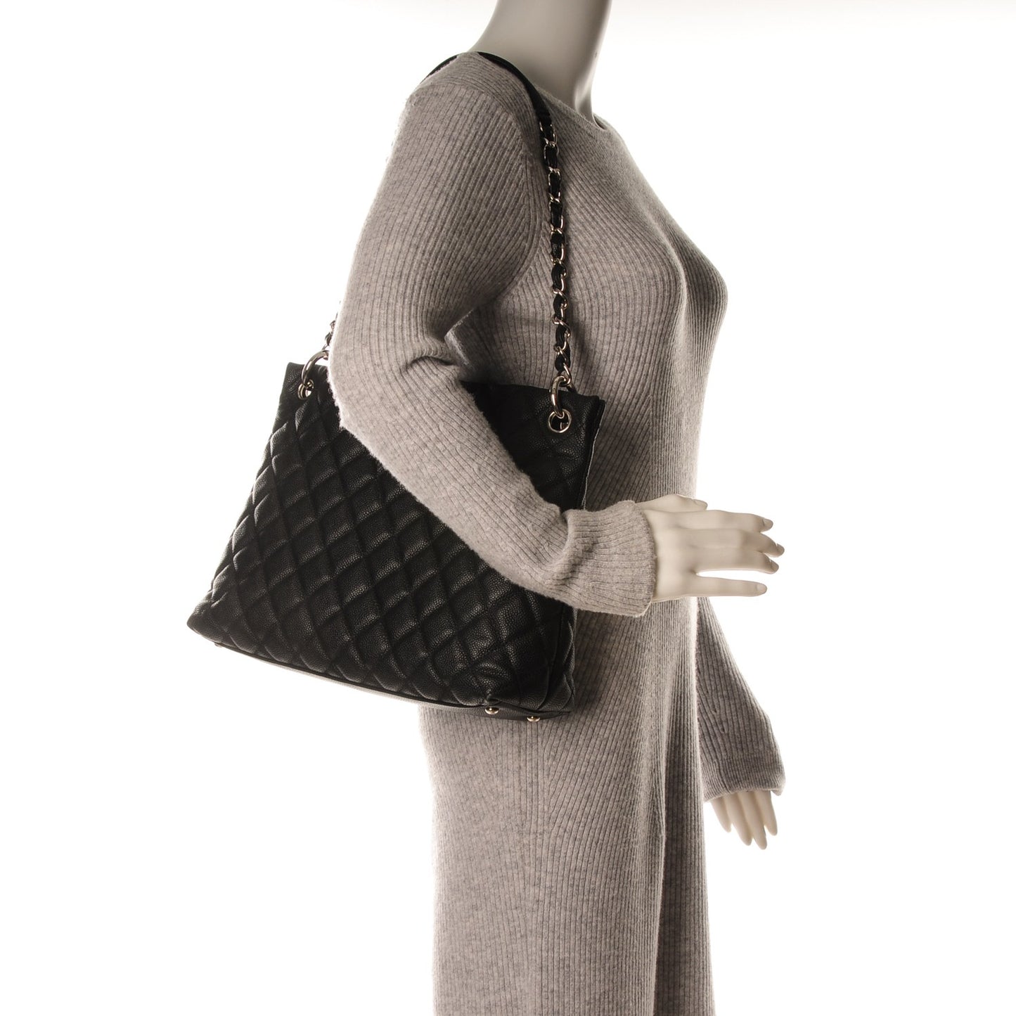 Caviar Quilted Easy Zip Tote Black