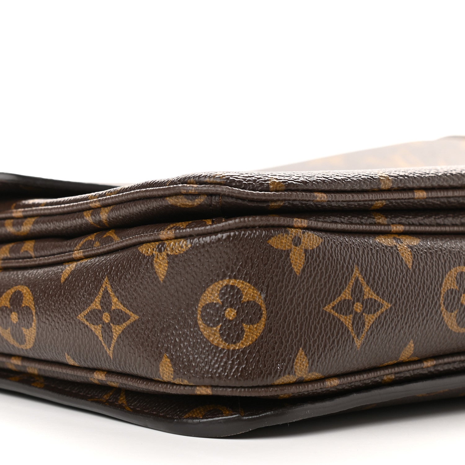 Louis Vuitton Monogram Pochette Metis 8 of 9
