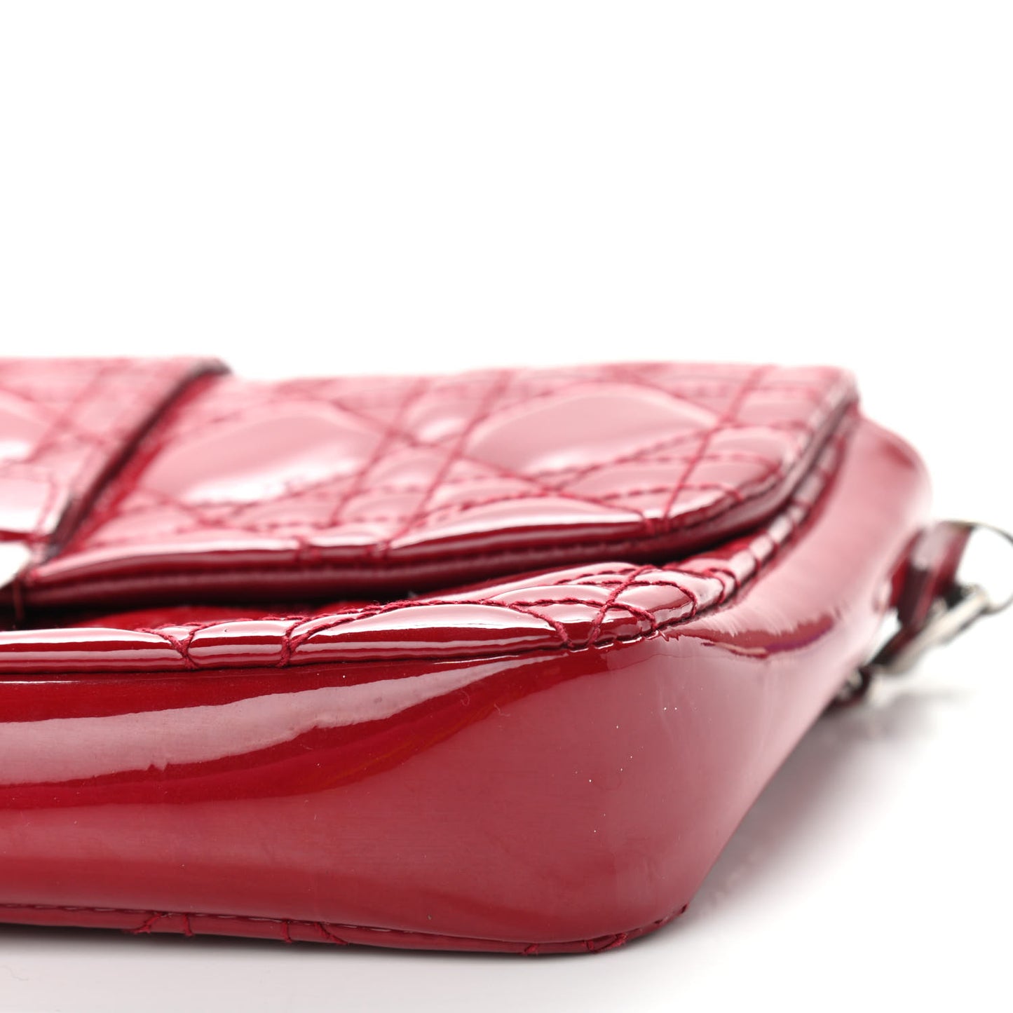 Patent Cannage New Lock Pouch Red