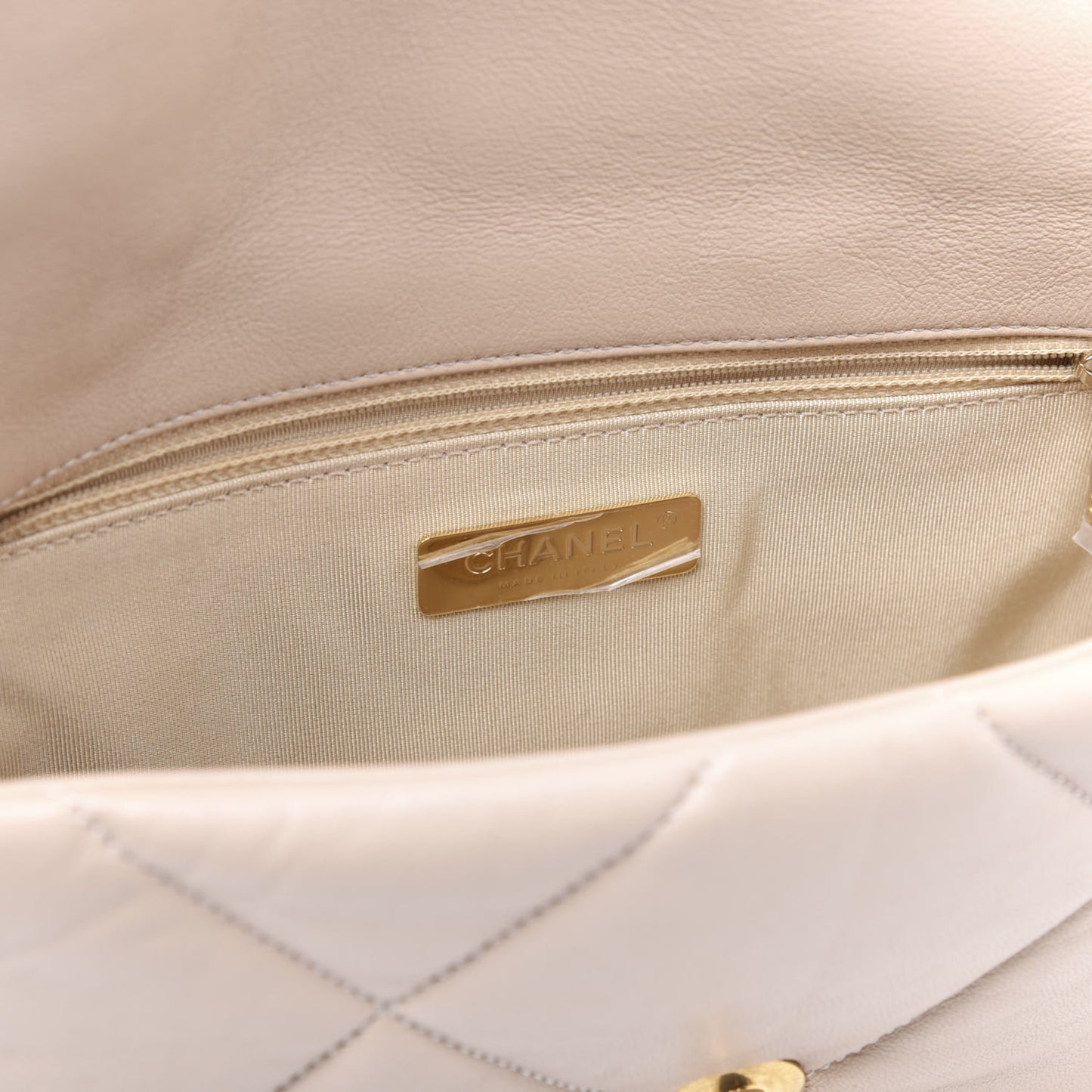 Lambskin Quilted Medium 19 Flap Beige