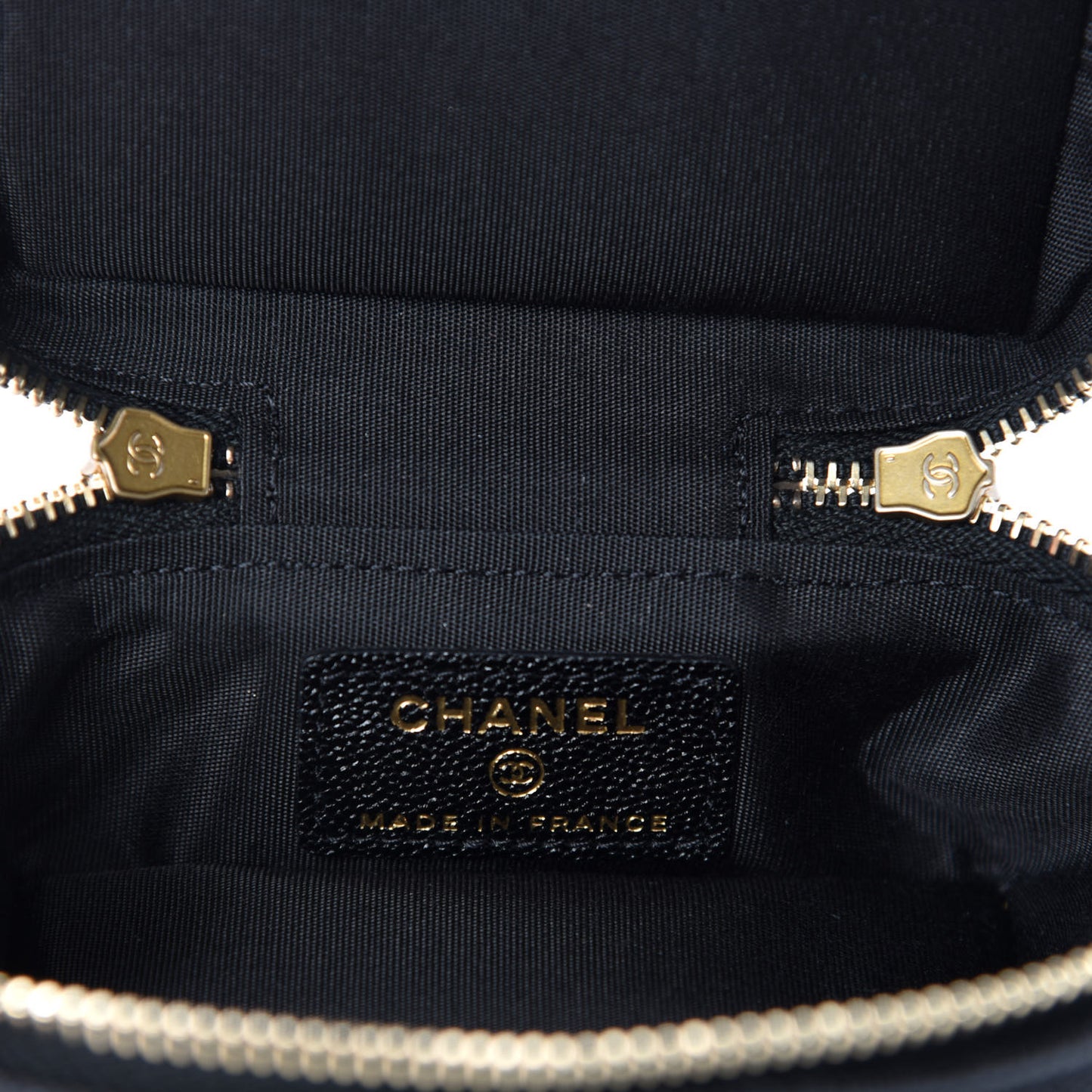Caviar Quilted Mini Top Handle Vanity With Chain Black