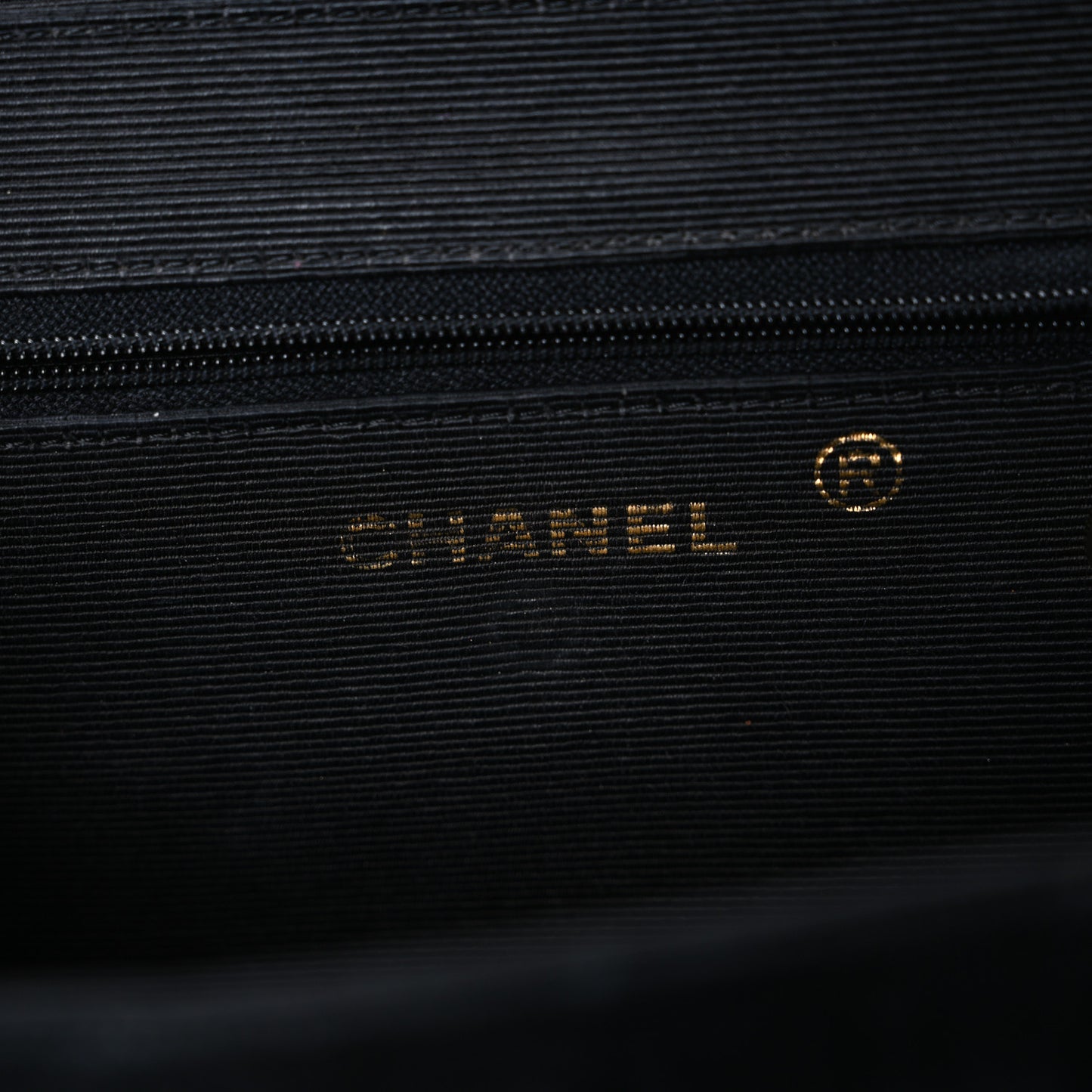 Velvet Vertical Horizontal Quilt Single Flap Black