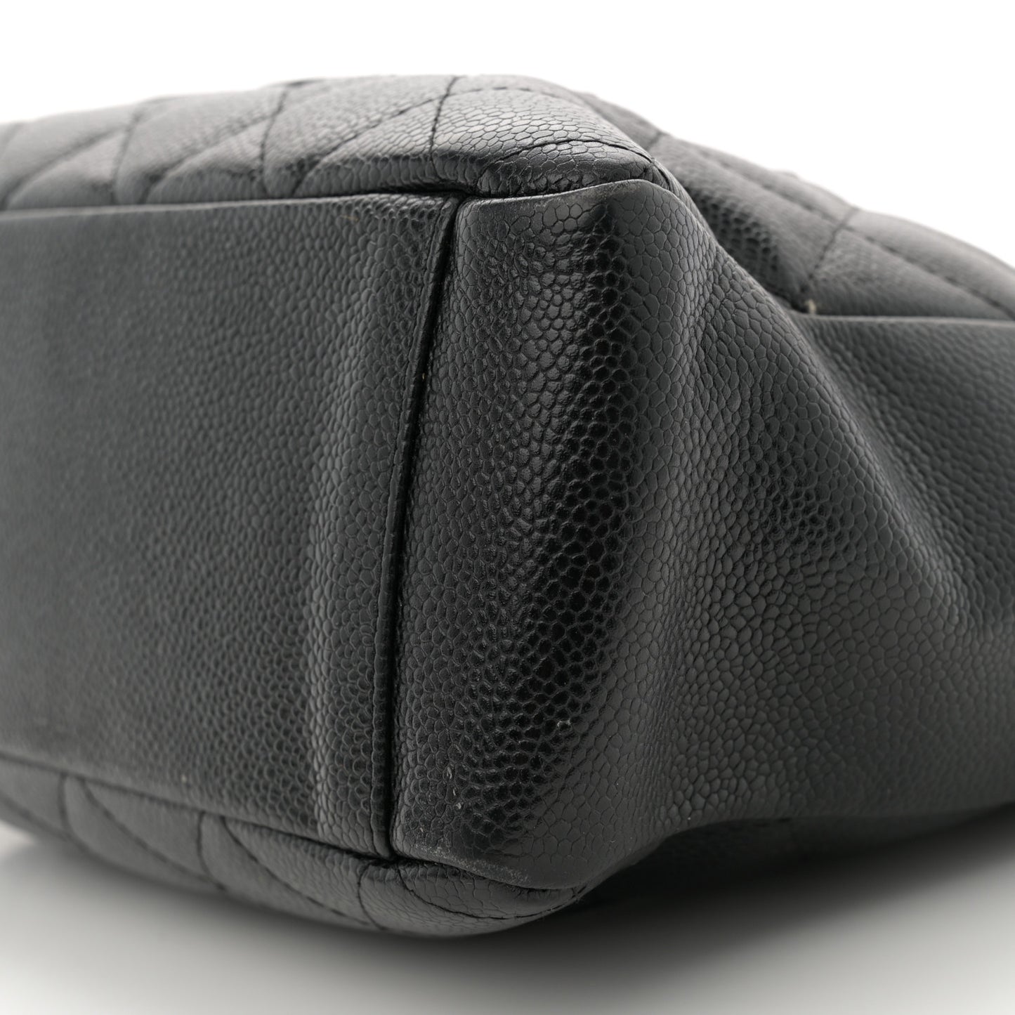 Caviar Quilted Petit Shopping Tote PST Black