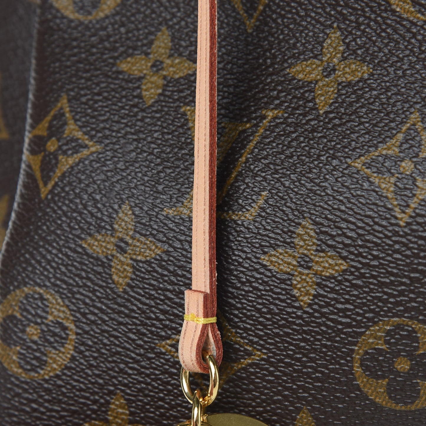 Monogram Artsy MM