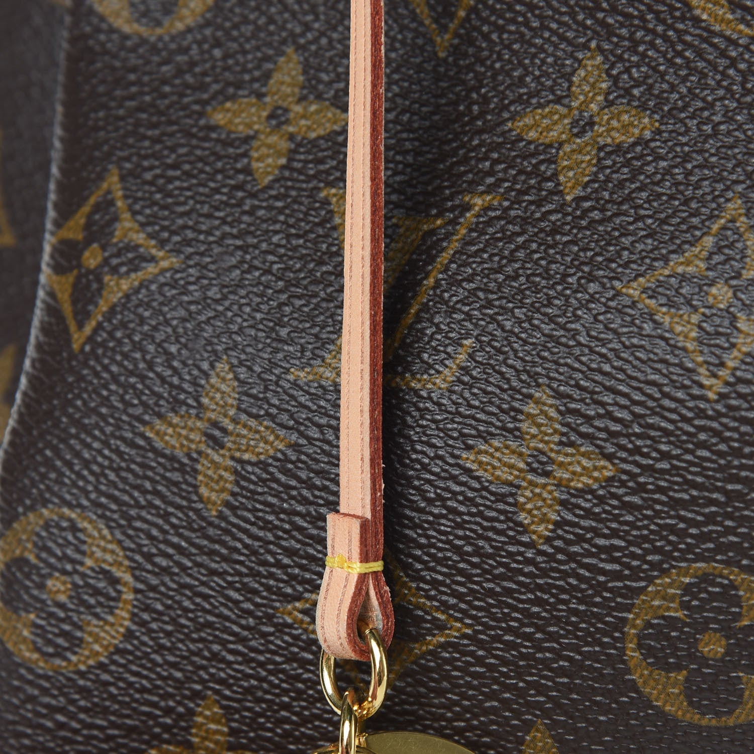 Louis Vuitton Monogram Artsy MM 12 of 15