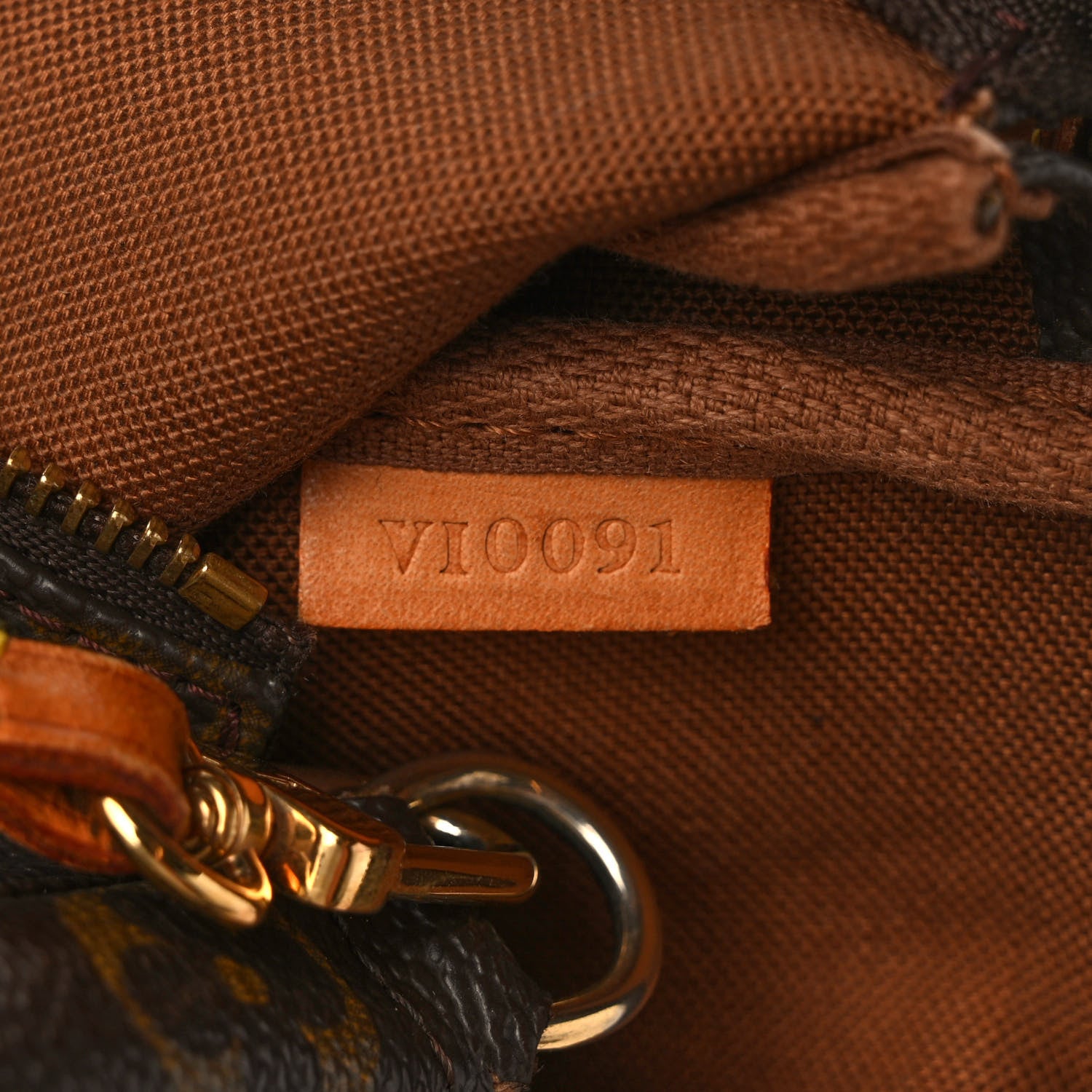 Louis Vuitton Monogram Pochette Accessories 7 of 12