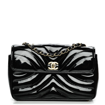 Chanel Patent Small Chevron Single Flap Black 1 of 7