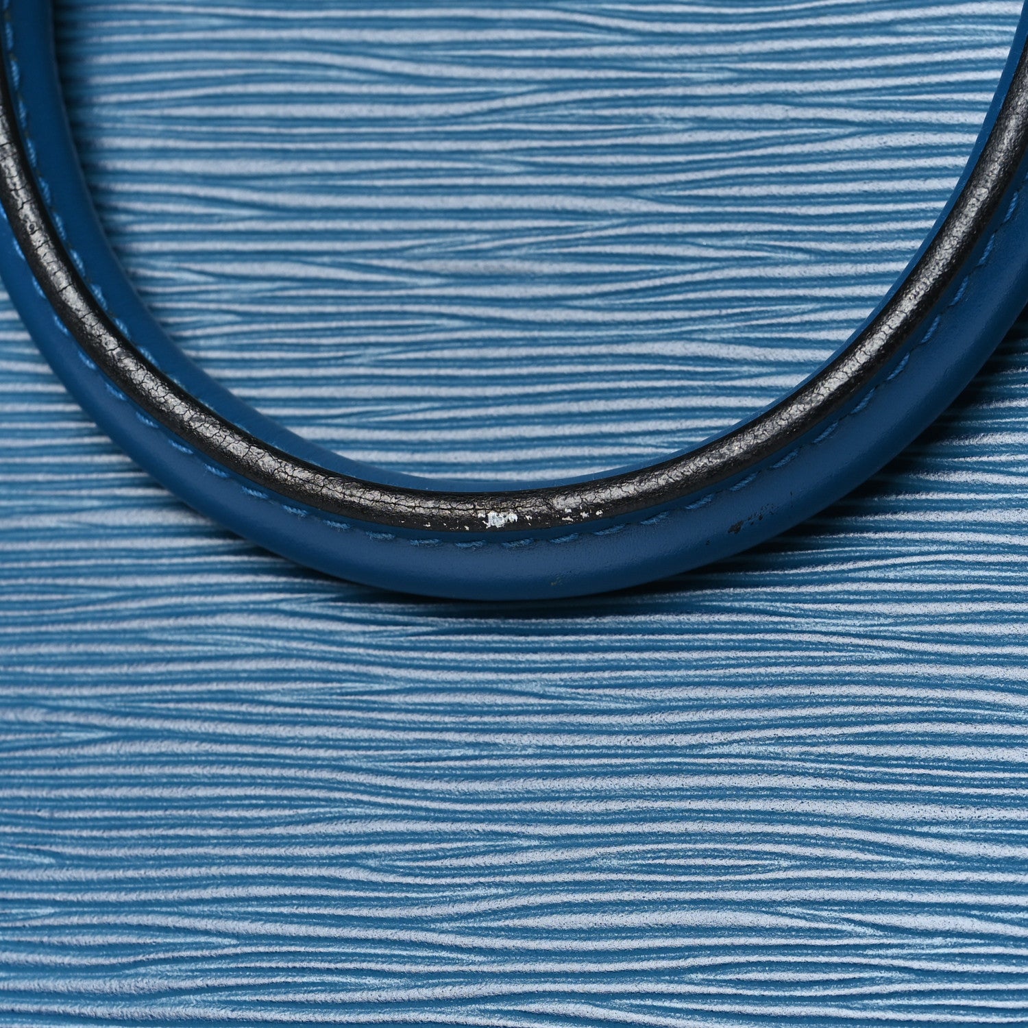 Louis Vuitton Epi Alma PM Toledo 11 of 12