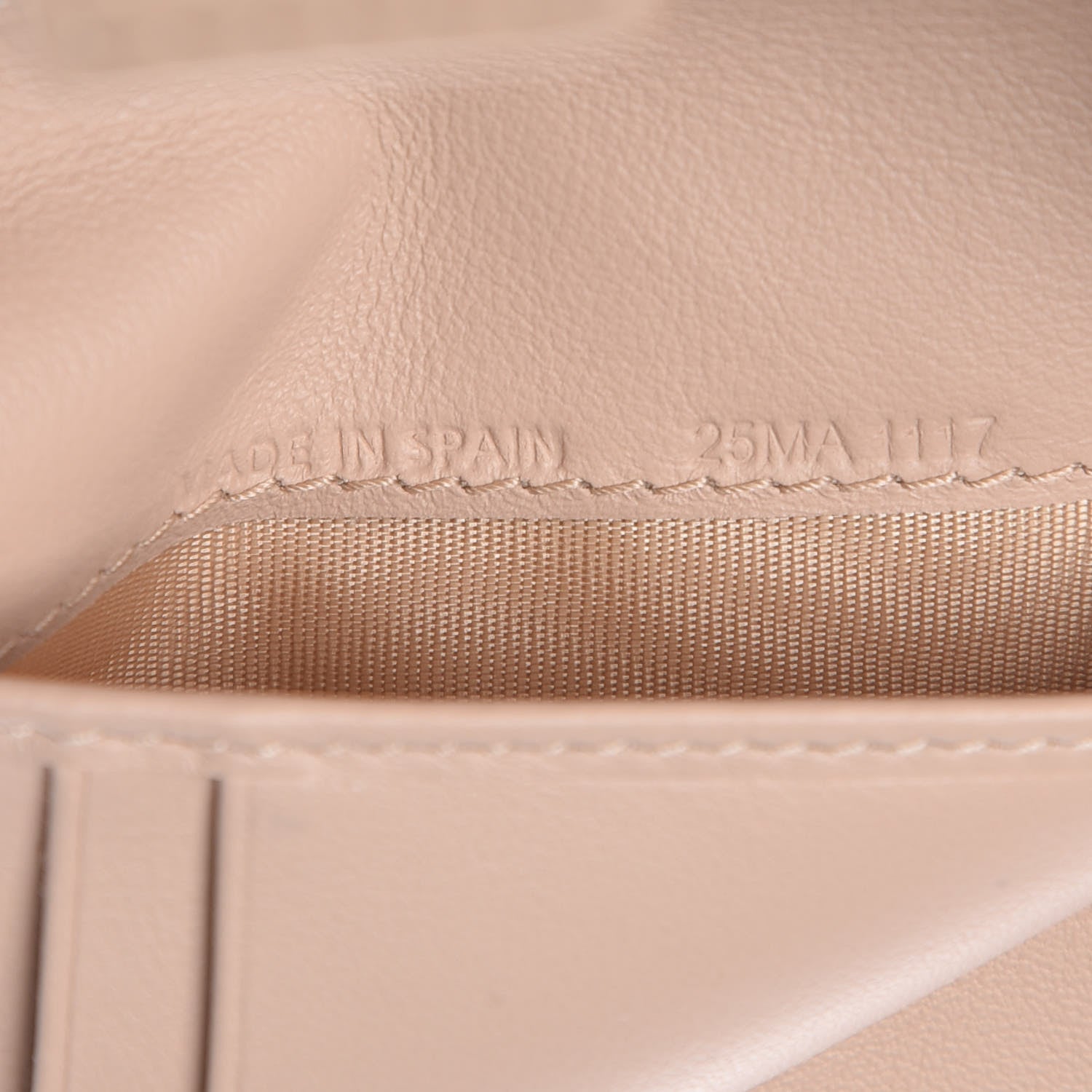 Christian Dior Patent Cannage Lady Dior Eden Wallet Beige 8 of 9