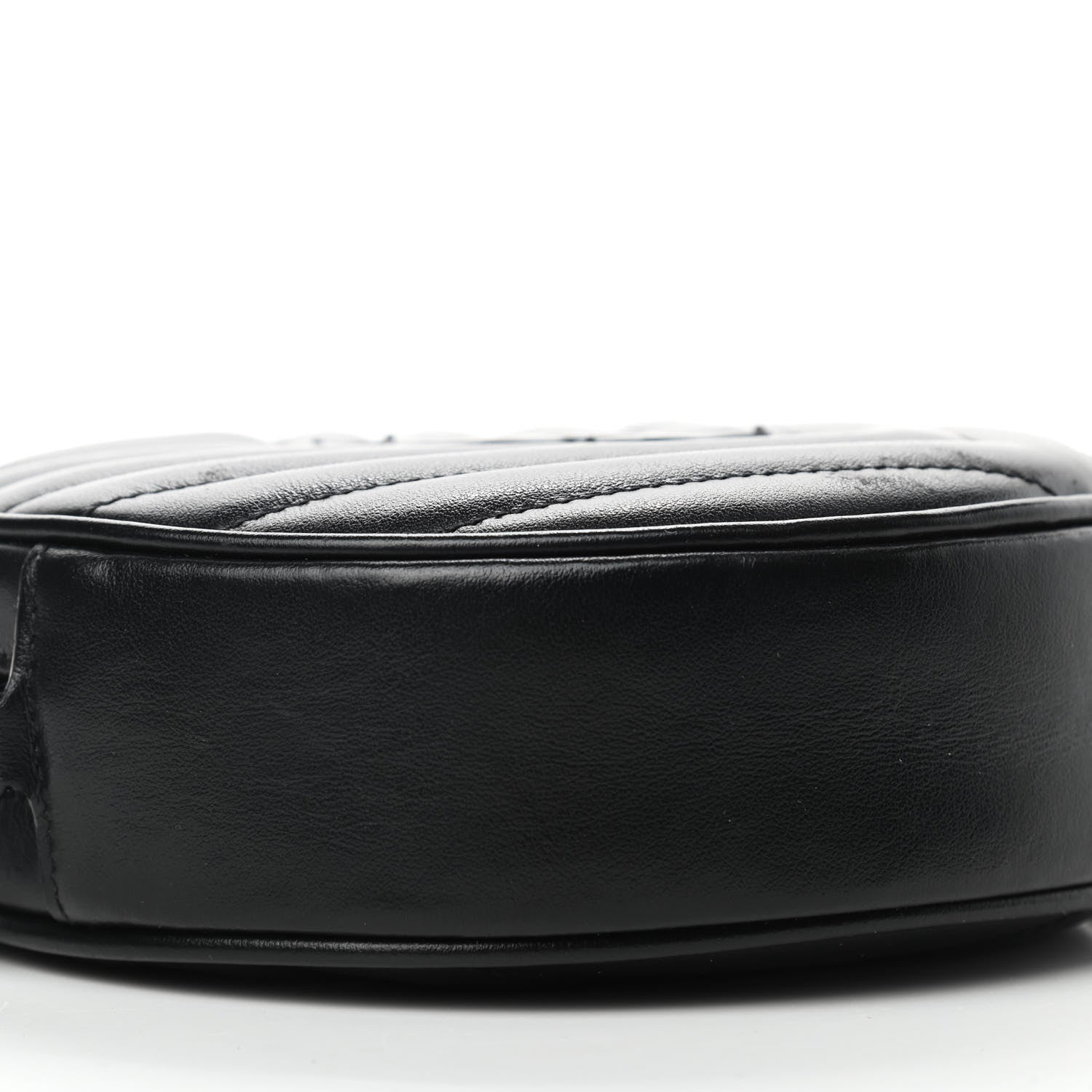 Saint Laurent Calfskin Matelasse Chevron Round Vinyle Camera Bag Black 9 of 10