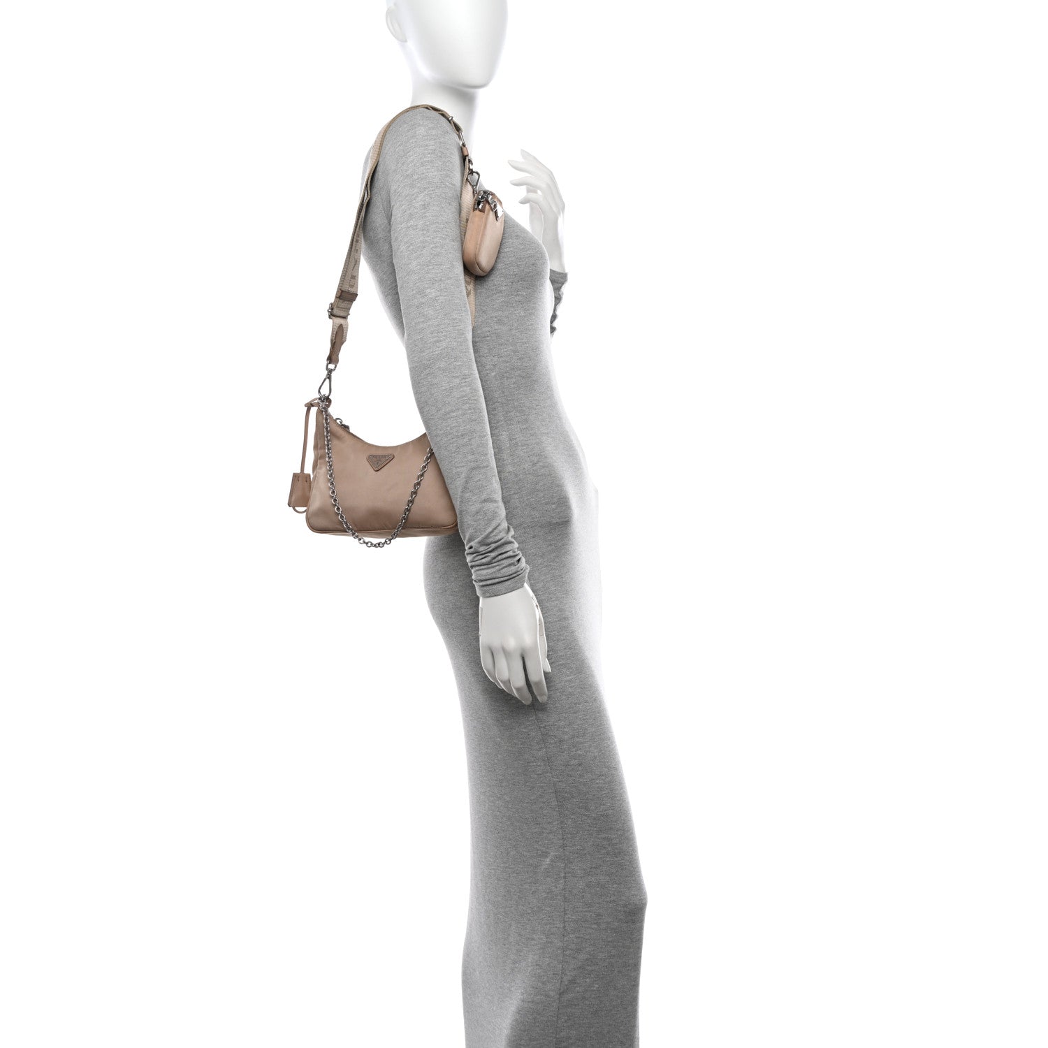 Prada Nylon Re-Edition 2005 Shoulder Bag Cammeo 2 of 17