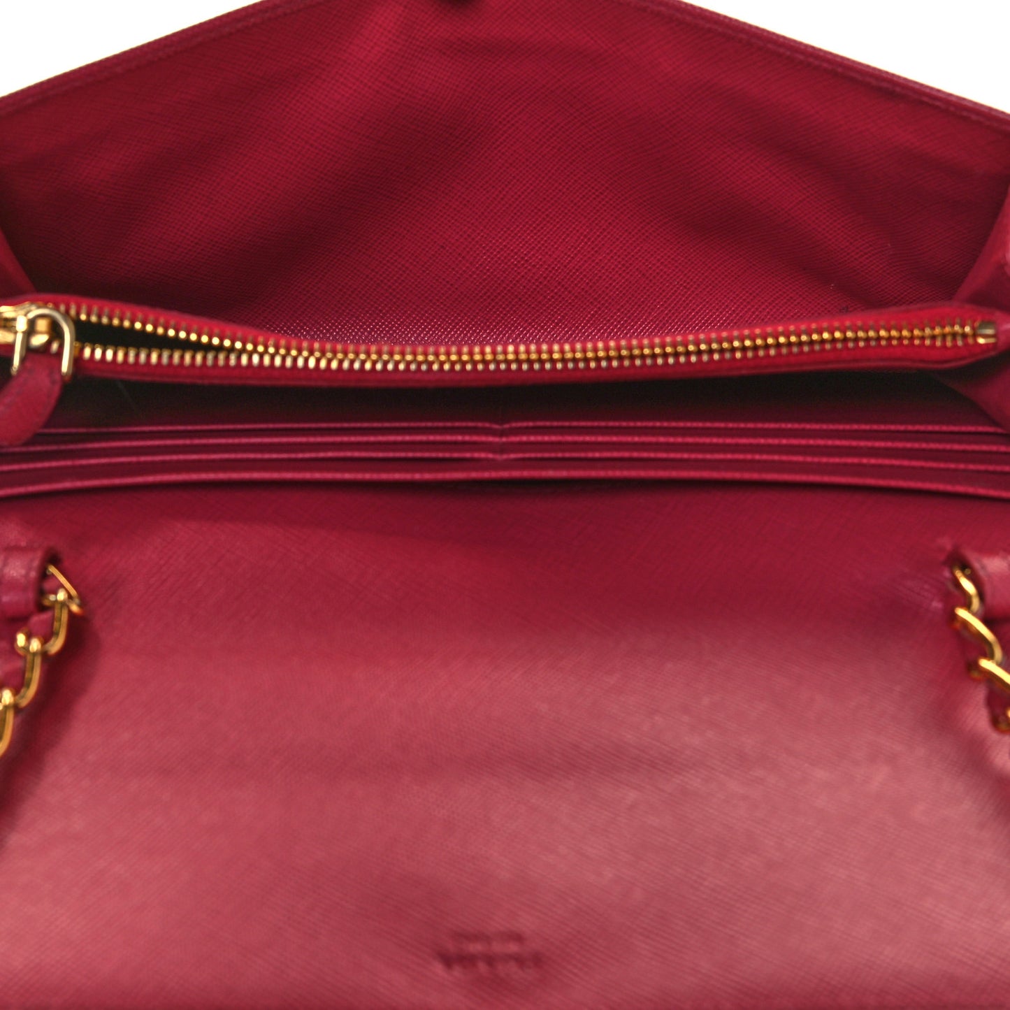 Saffiano Metal Oro Chain Wallet Tamaris