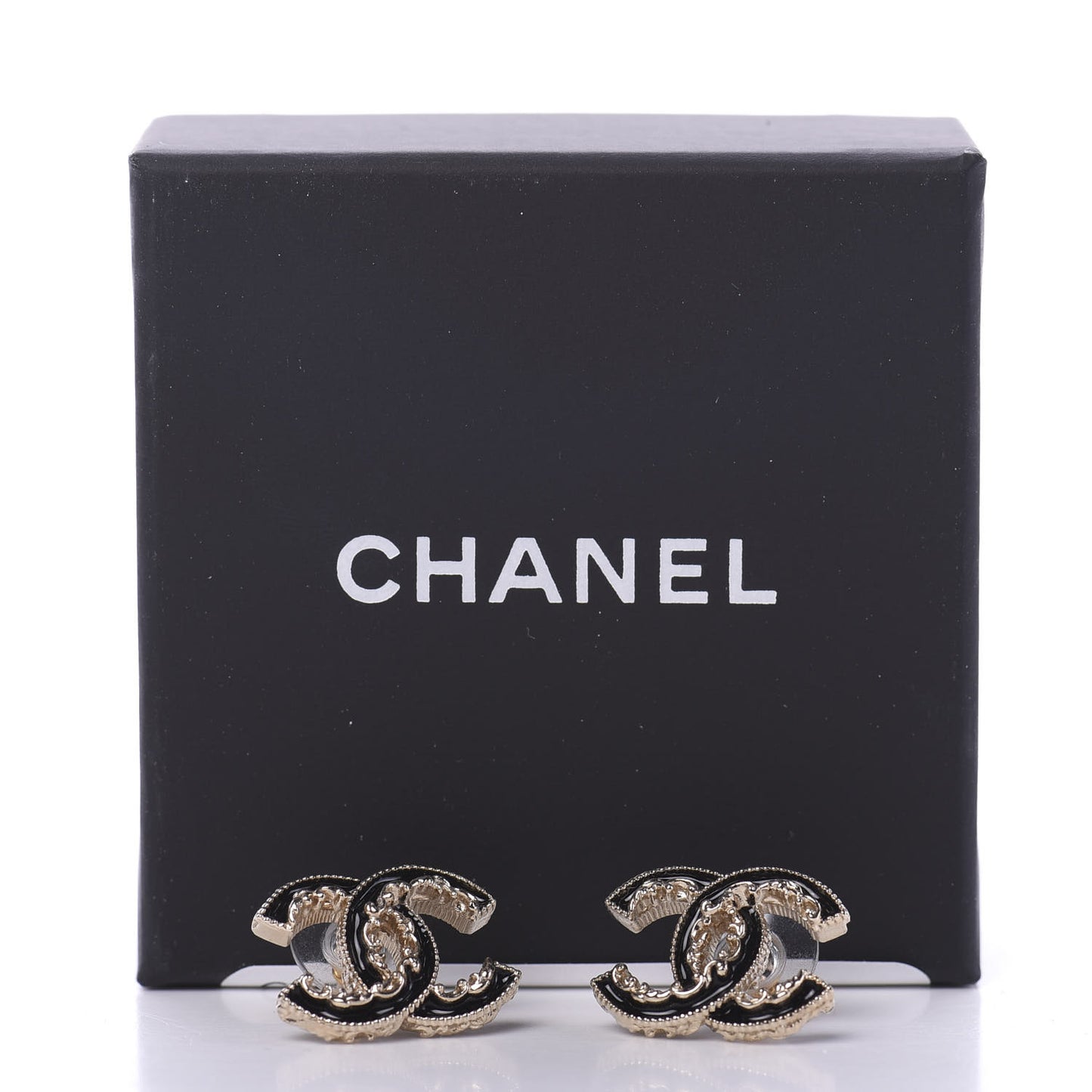 Enamel CC Baroque Earrings Black Gold