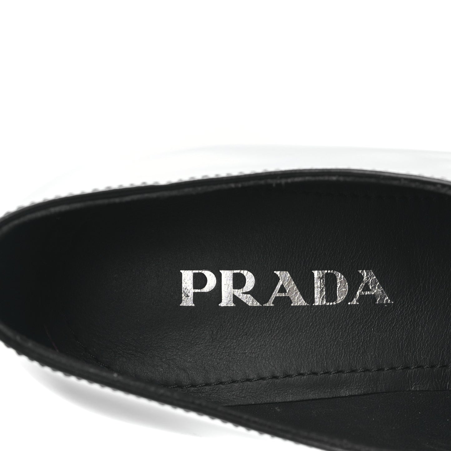 Spazzolato Metal Triangle Logo 50mm Loafers 38.5 Black