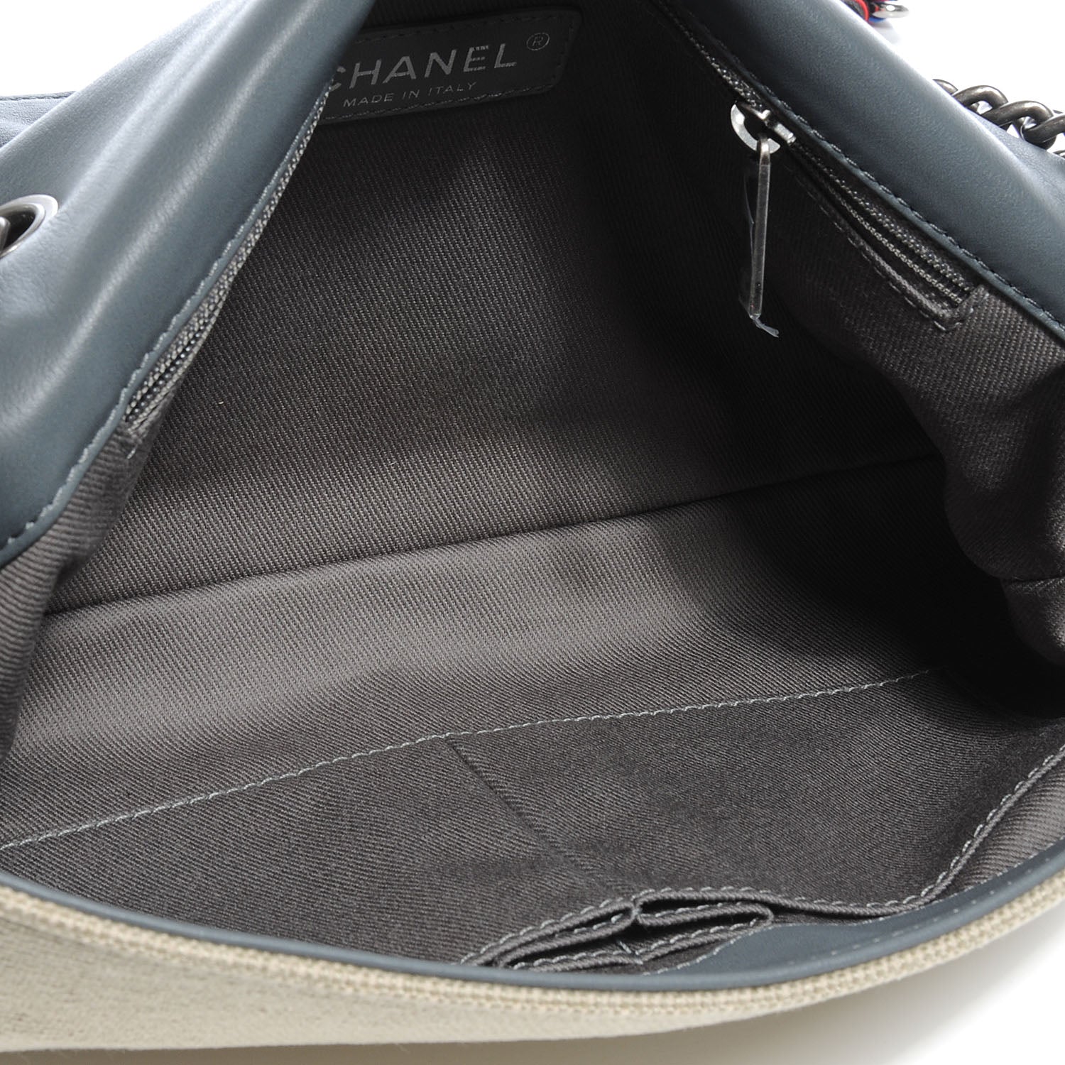 Chanel Canvas Tromp L’Oeil Graffiti Oh My Boy Flap Beige 6 of 8