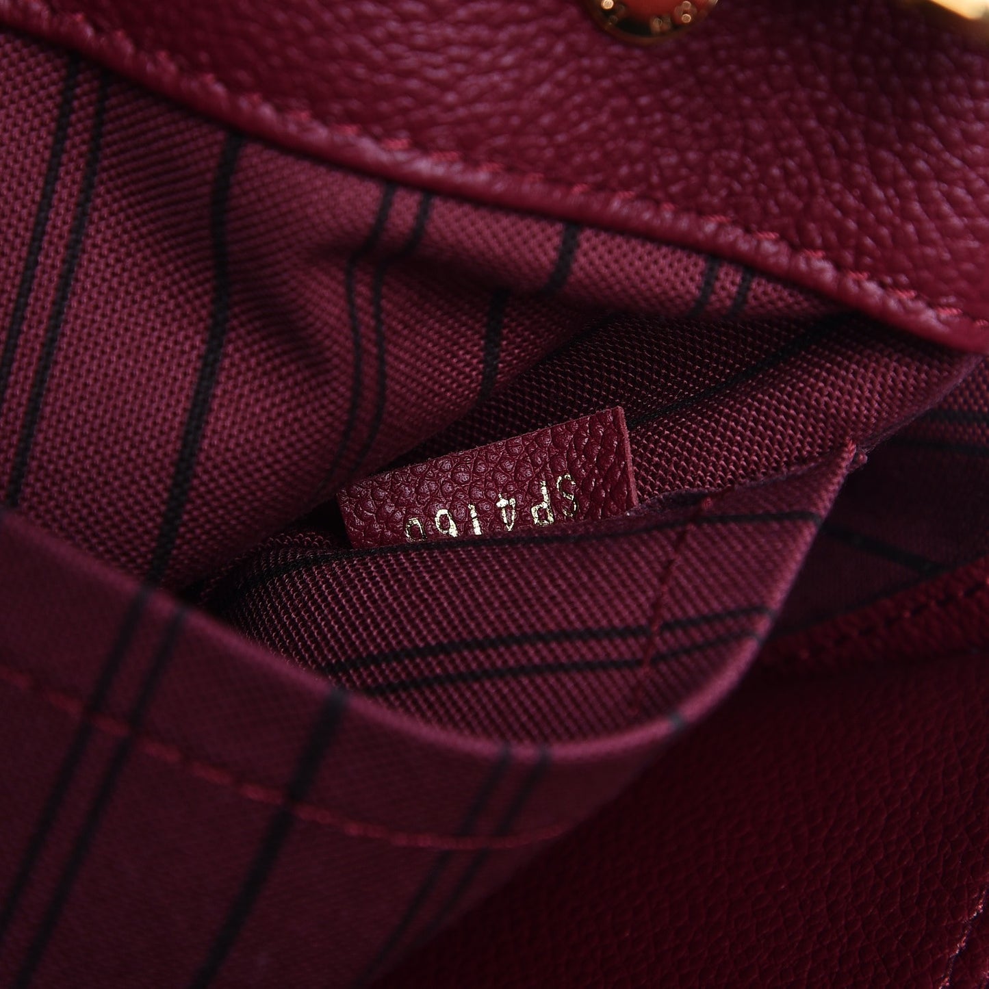 Empreinte Montaigne MM Raisin