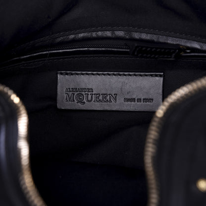 Alexander McQueen Calfskin Studded De Manta Clutch Black 6 of 7