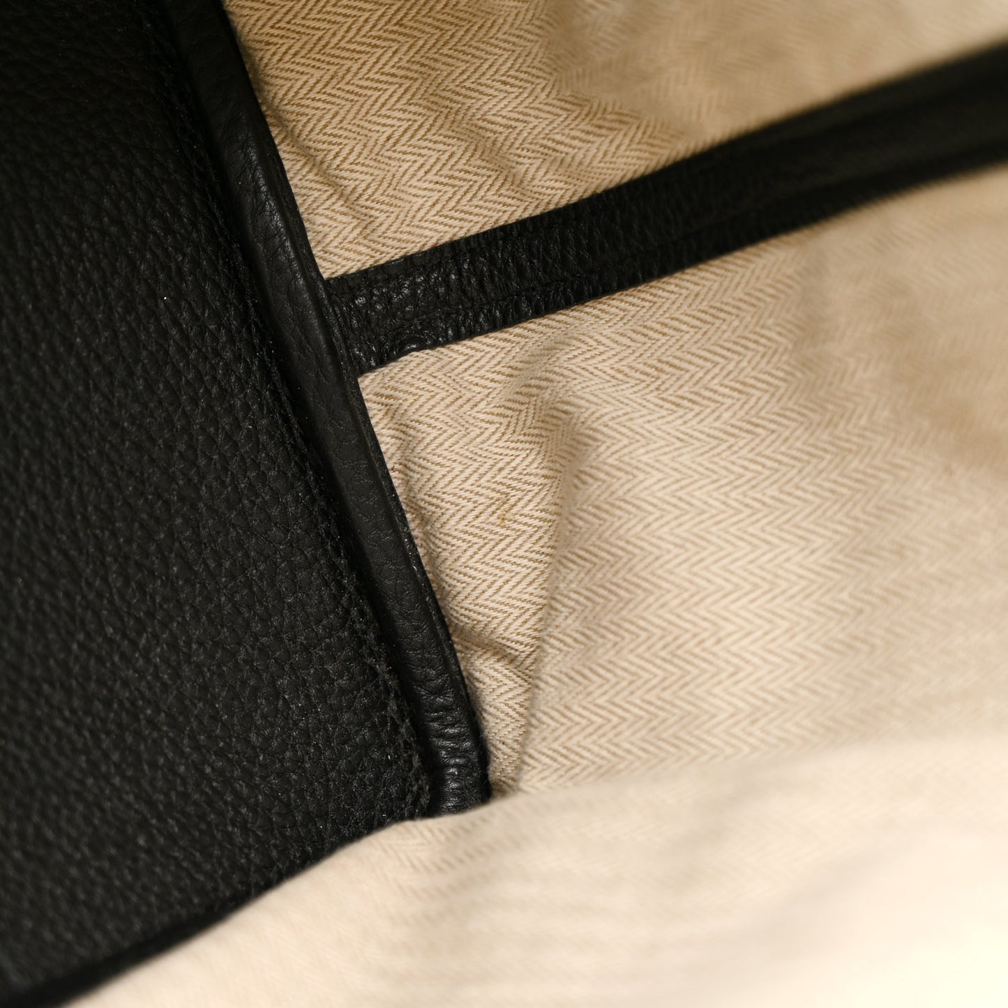 Vache Country Garden Party 36 MM Black