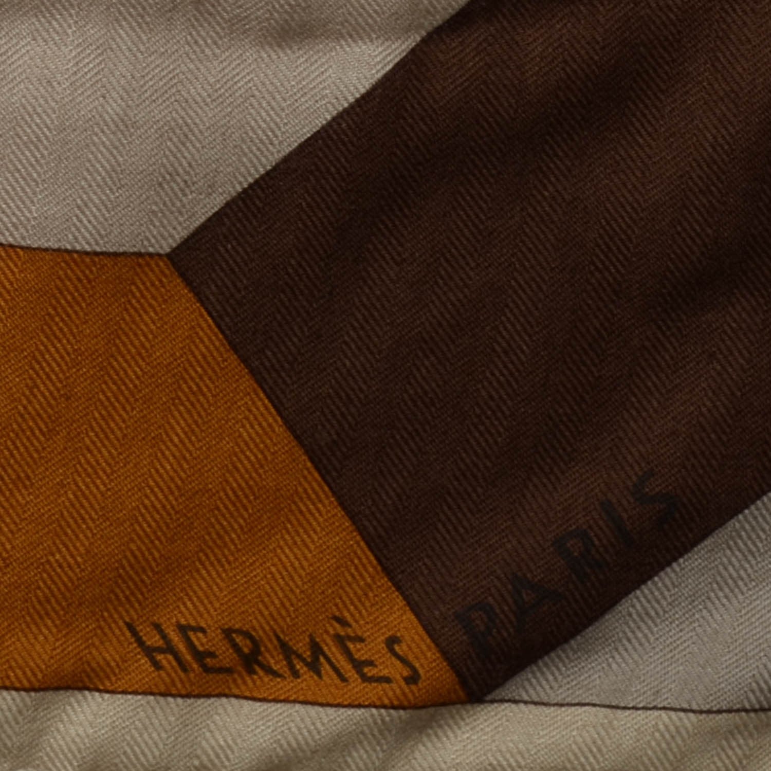 Hermes Cashmere Silk Perspective Cavaliere 140 Shawl Beige Caramel Brun 4 of 10