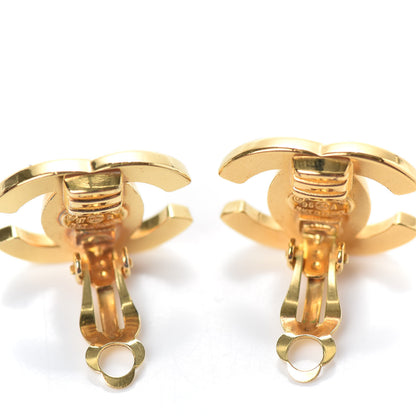 Chanel Metal CC Turnlock Clip On Earrings Gold 3 of 4