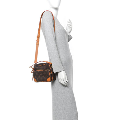Louis Vuitton Monogram Archive Nil NM 2 of 13