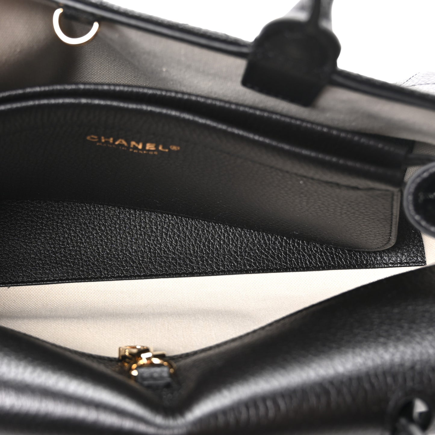 Grained Calfskin Stitched Urban Essentials Small Shopping Bag Black