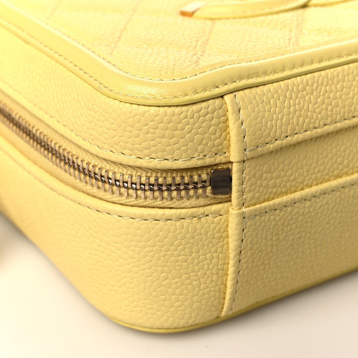 Caviar Quilted Small CC Filigree Vanity Case Yellow