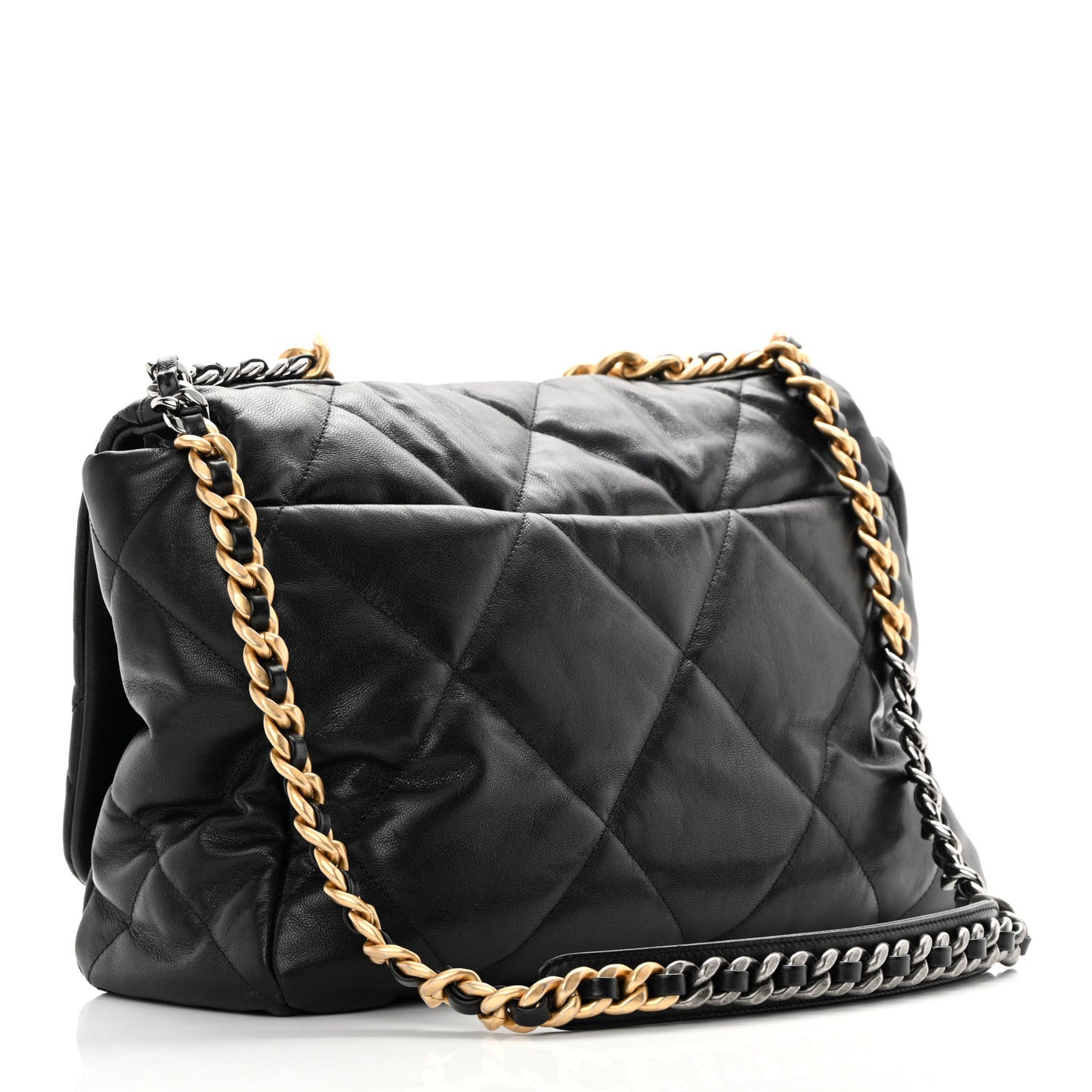 Lambskin Quilted Maxi Chanel 19 Flap Black