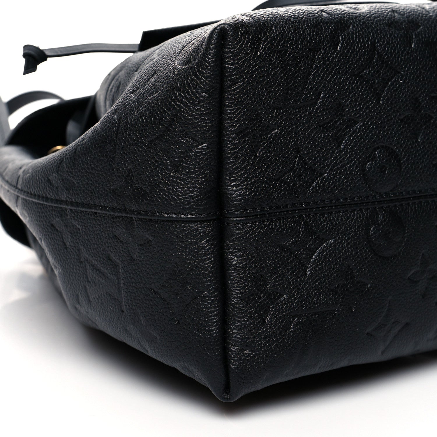 Louis Vuitton Empreinte Montsouris PM Black 8 of 9