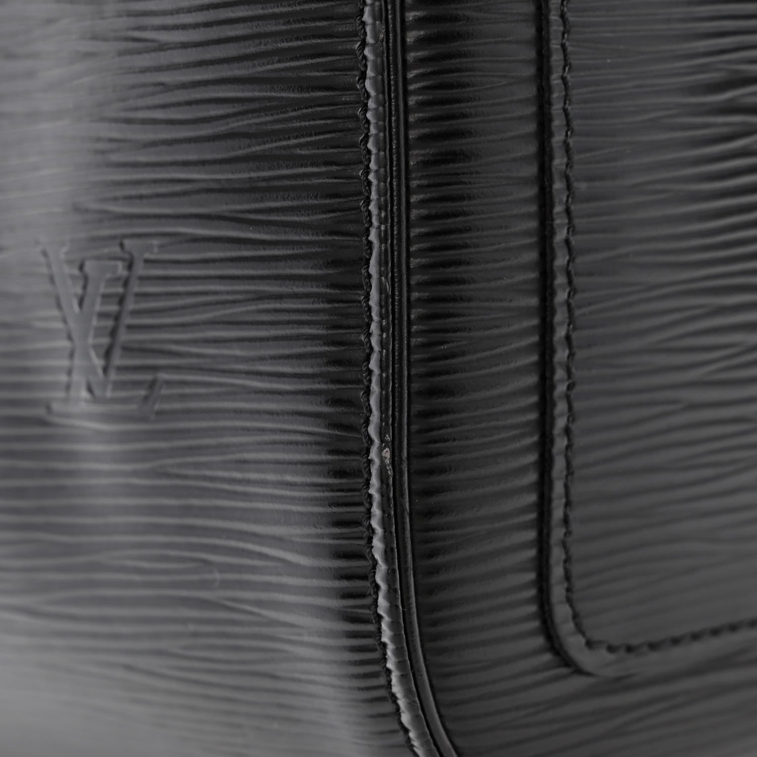 Louis Vuitton Epi Speedy 30 Black 13 of 16