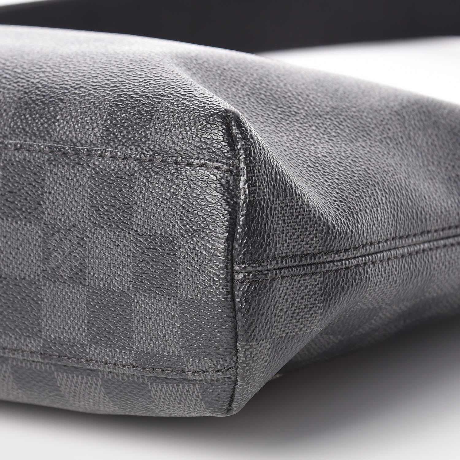 Louis Vuitton Damier Graphite Mick PM 7 of 9