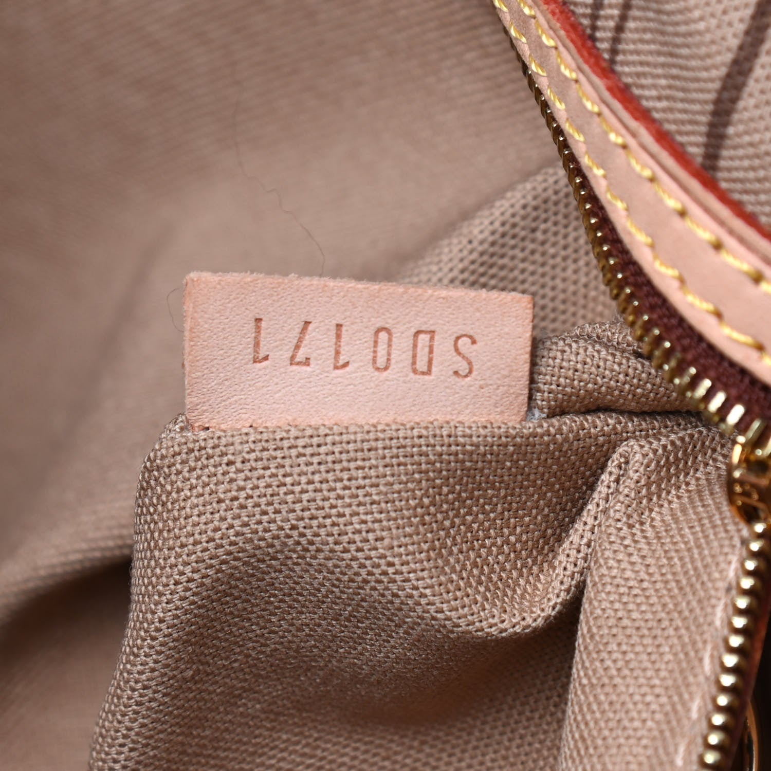 Louis Vuitton Monogram Delightful MM 7 of 10