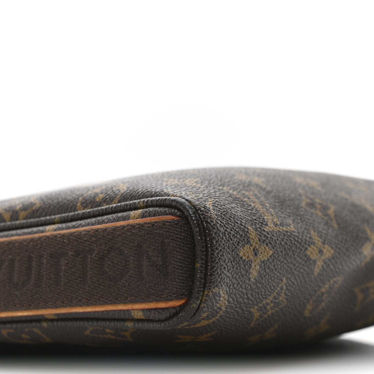 Louis Vuitton Monogram Trotteur Beaubourg 8 of 9