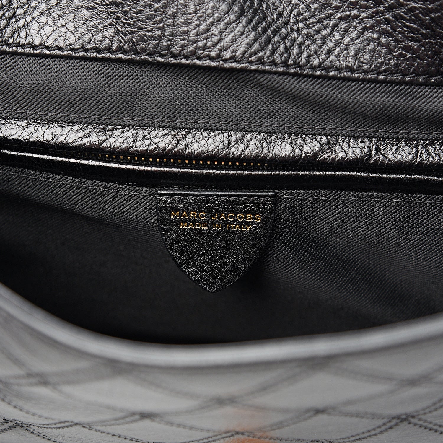 Marc Jacobs Grained Calfskin Quilted Chain Flap Black 5 of 7