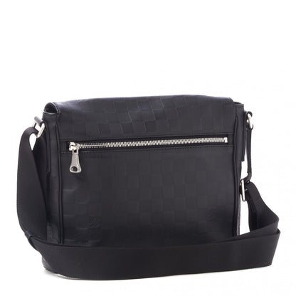 Louis Vuitton Damier Infini District PM Onyx 3 of 8