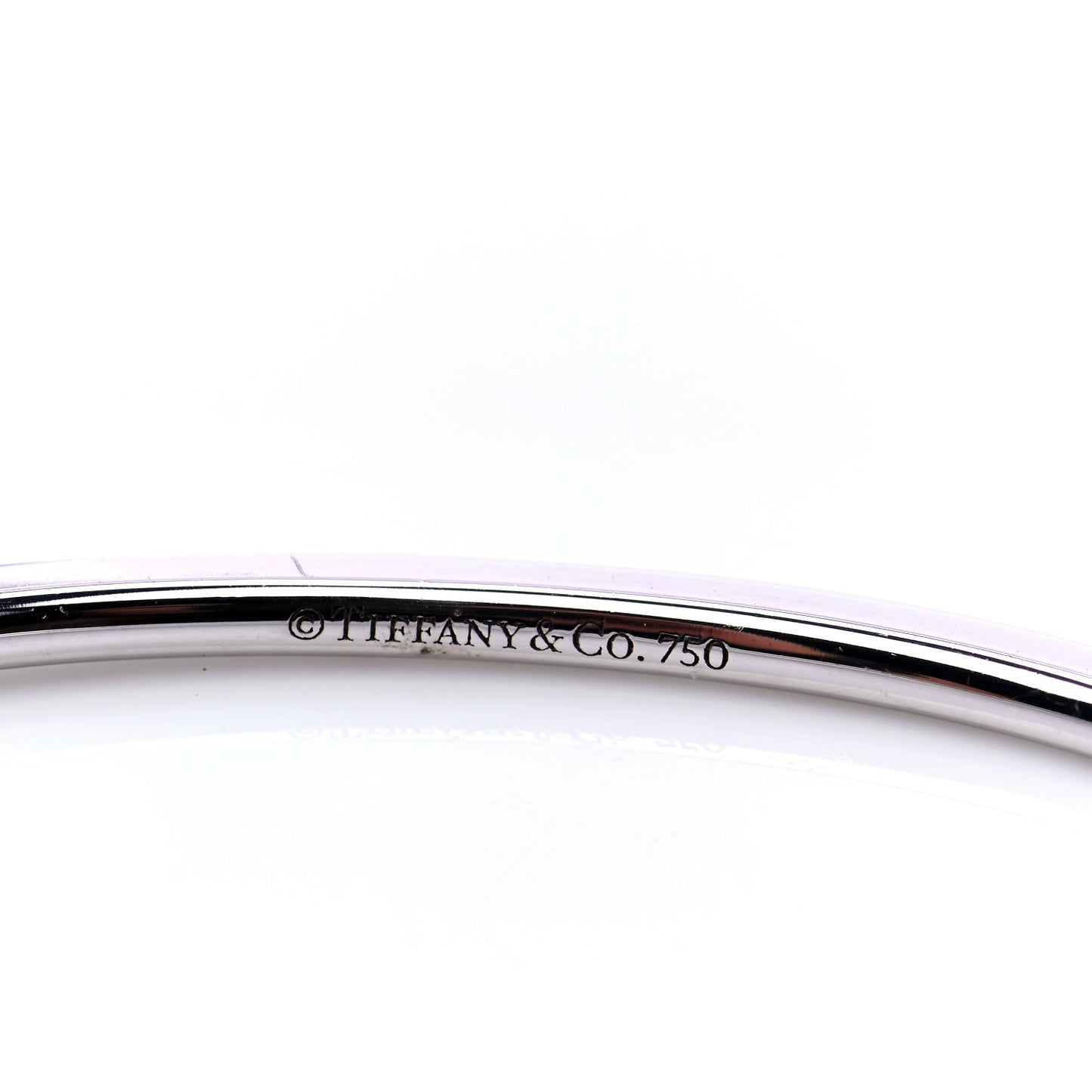 18K White Gold Diamond Metro Bangle Bracelet