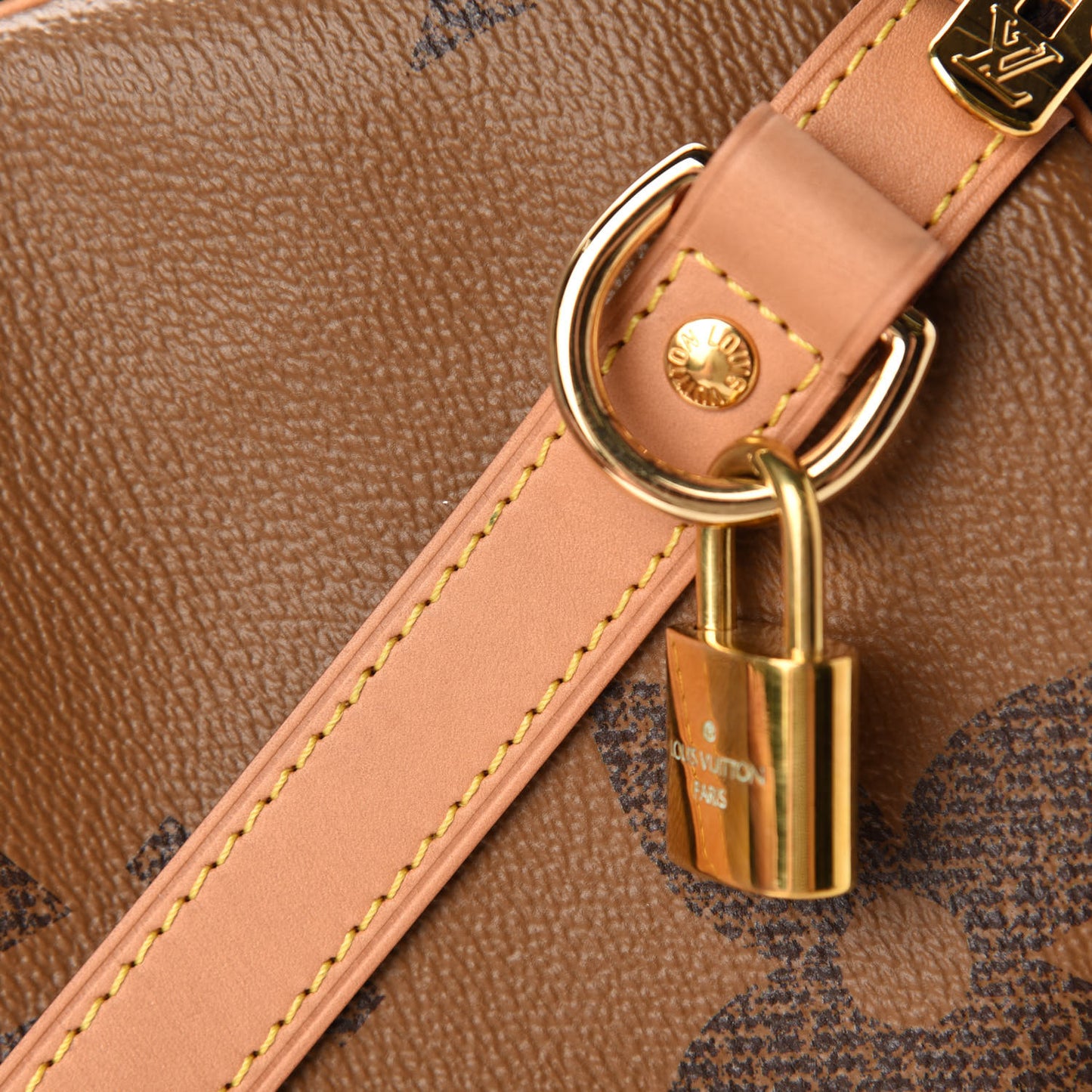 Reverse Monogram Giant Speedy Bandouliere 30