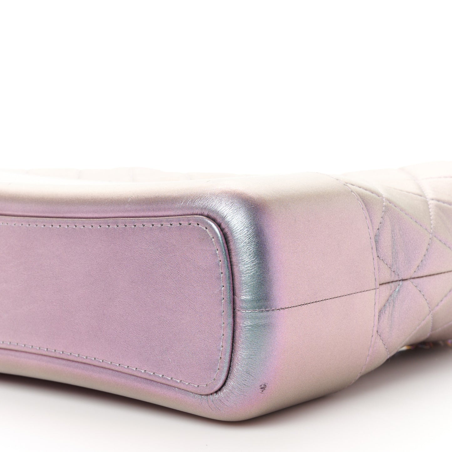 Iridescent Lambskin Calfskin Quilted Medium Gabrielle Hobo Light Purple