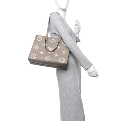 Louis Vuitton Empreinte Monogram Giant Onthego MM Tourterelle Creme 2 of 10