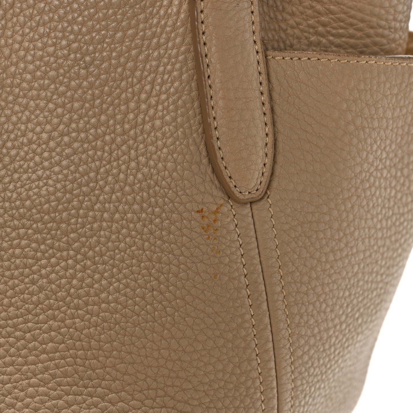 Vitello Daino Shoulder Bag Sabbia
