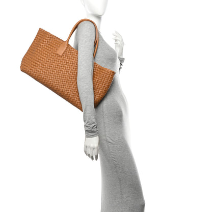 Bottega Veneta Lambskin Intreccio Medium Cabat Caramel 2 of 11
